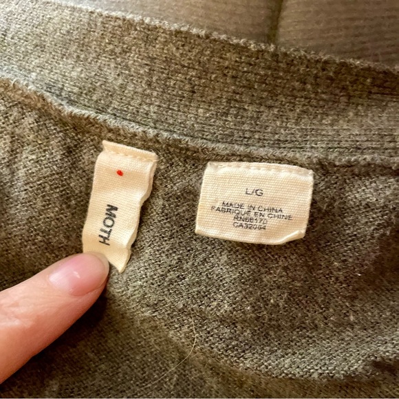 LAST CHANCE Moth: Olive Ruffle Bolero - Picture 4 of 9